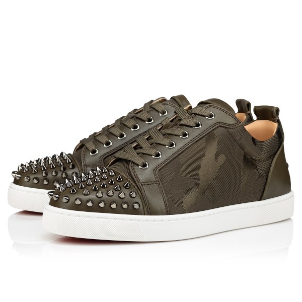 Brown Men's Christian Louboutin Louis Junior Spikes Low Top Sneakers | YwU4XpMq