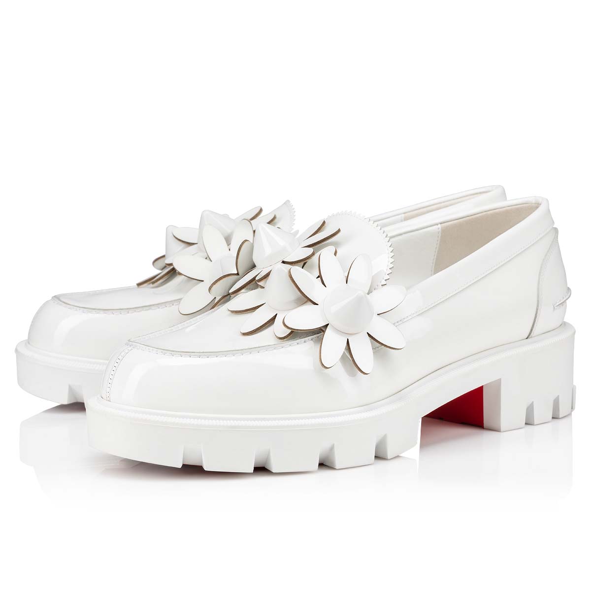 White Women\'s Christian Louboutin Daisy Spikes Moc Flats | O2TtK7dC